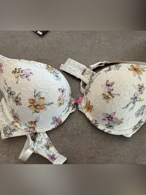 Floral Lace Push-up Bra